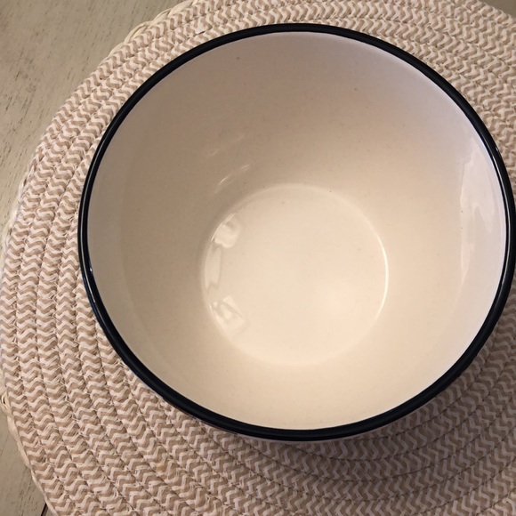 NWT FRENCH GARDEN PATTERN bowl container. - Picture 3 of 5